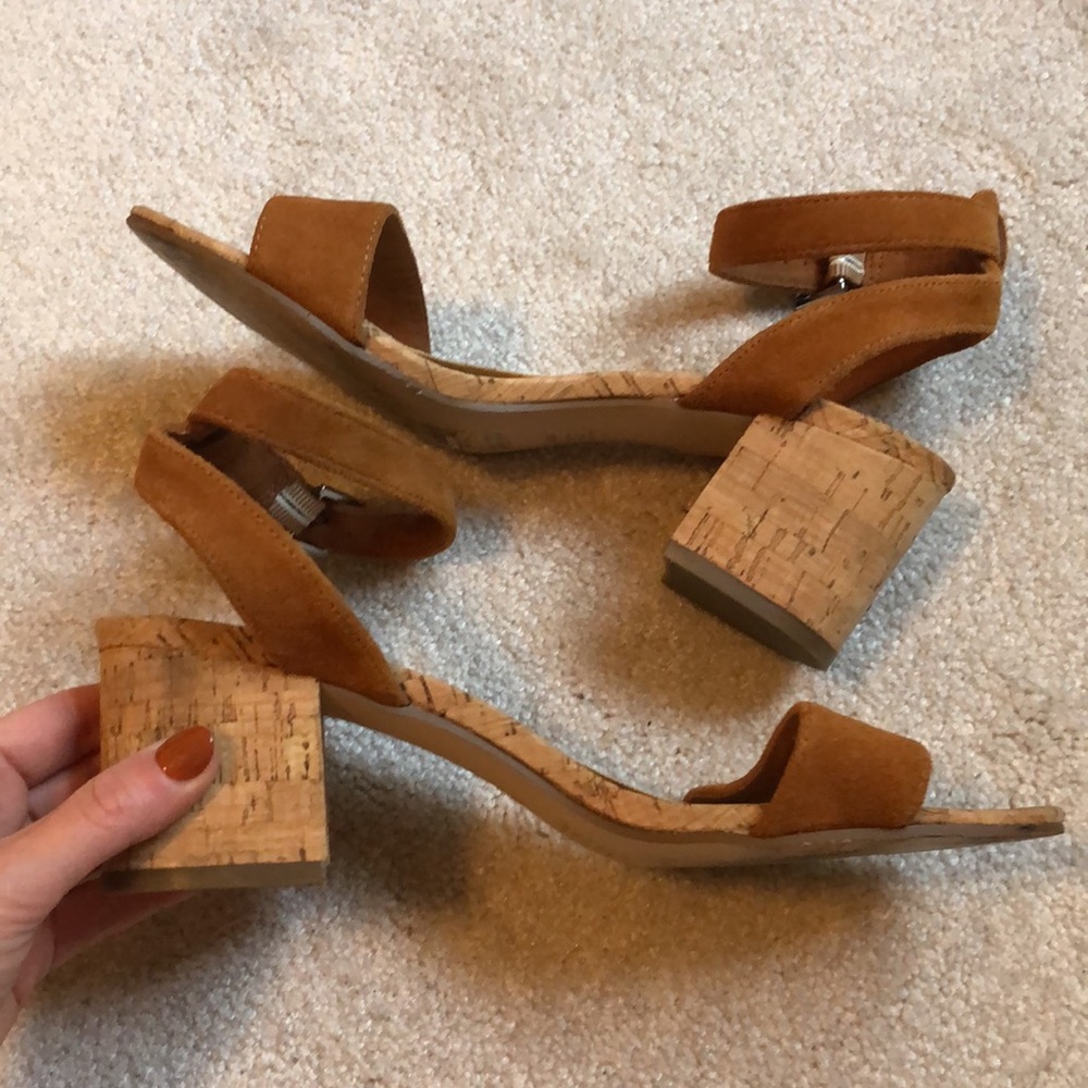 GAP Sandals